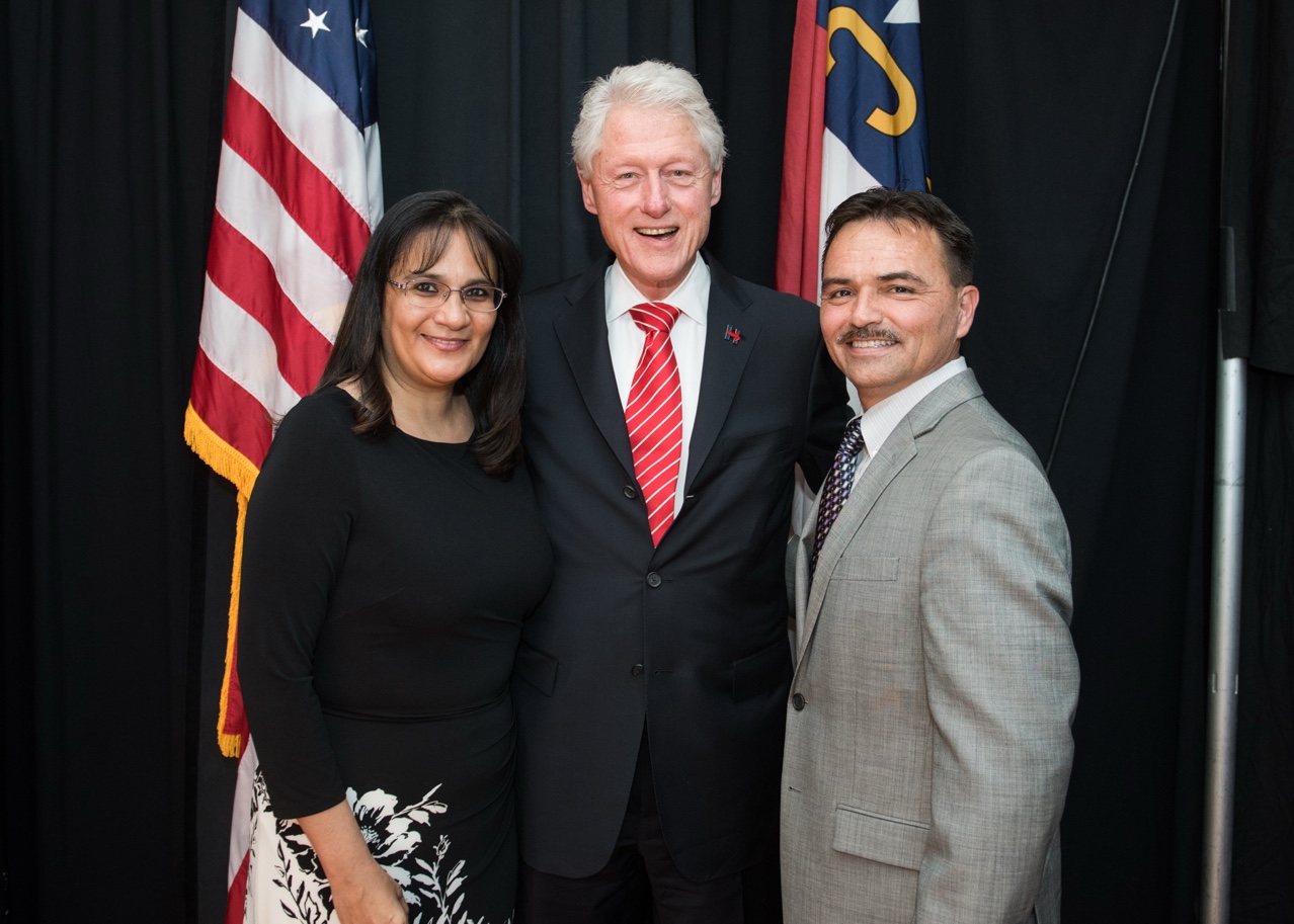 Cyndi and Patrick Lambert with President Clinton